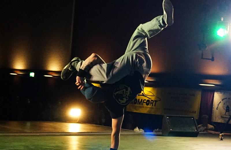 59ca95ec8f4d2-breakdance1.jpg